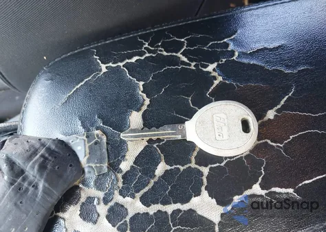 2012 Chrysler 200 Lx z USA, uszkodzony, nr VIN 1C3CCBAB6CN296069